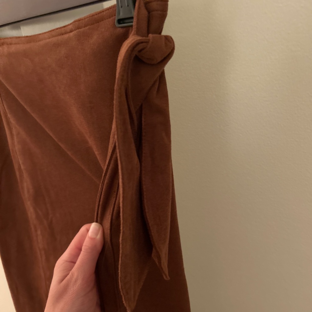 Suede Anthropologie midi skirt - Picture 2 of 4